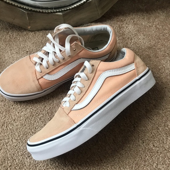 Vans - Picture 3 of 4